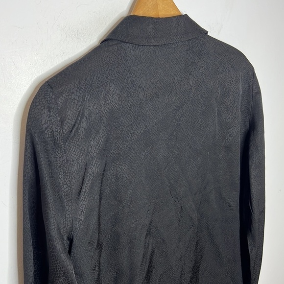 & Other Stories Paris Atelier Snake Reptile Print V Neck Collard Blouse - Picture 6 of 11